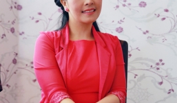 Danh hài Kiều Oanh bất ngờ với nhiều thí sinh tham gia Cười Xuyên Việt 